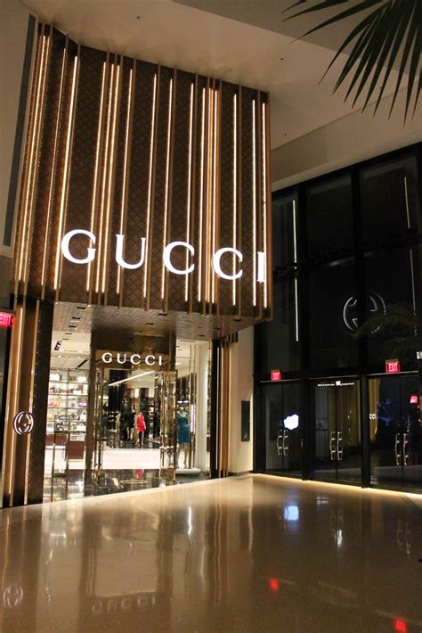 las vegas Gucci outlet